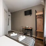 阿科斯塔酒店 2*