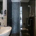 アコスター ホテル