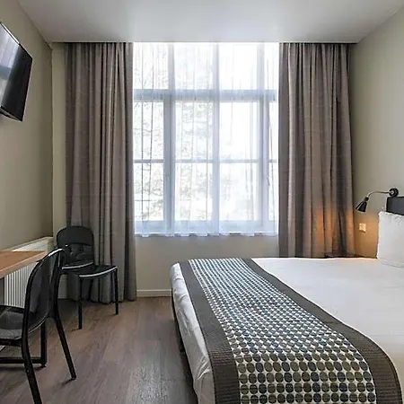 Acostar Hotell