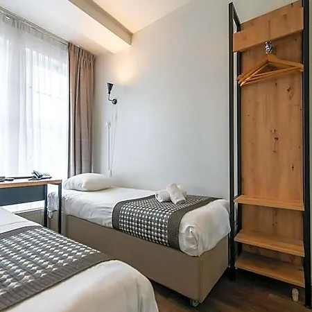 Acostar 2* Ámsterdam