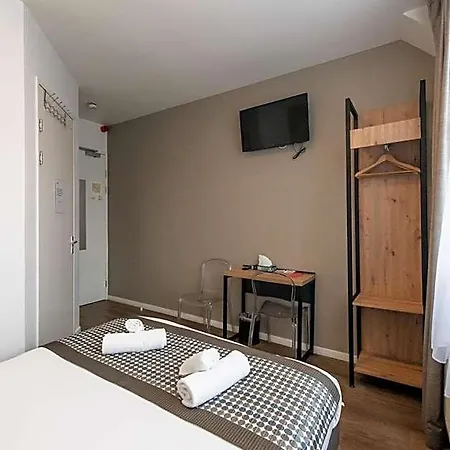 Acostar Hotel 2*