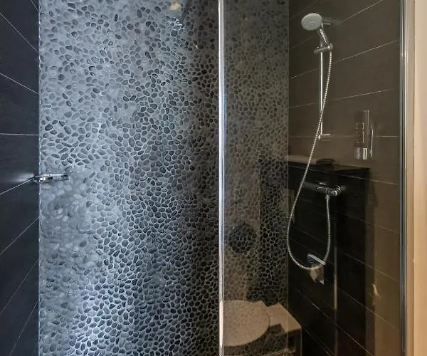 アコスター ホテル