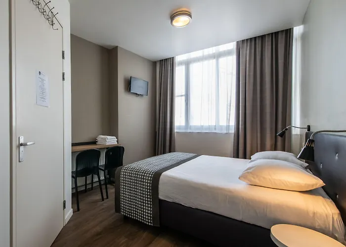 ホテル アコスター 2*