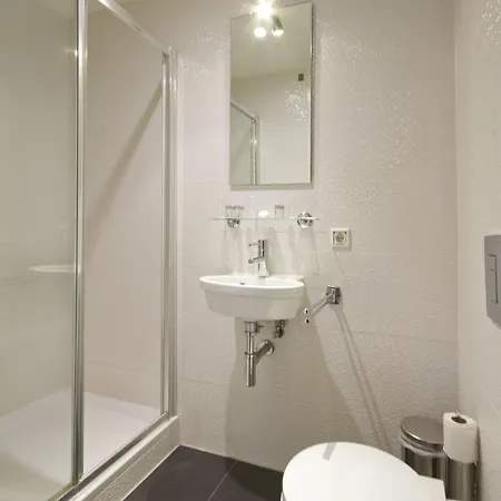 Acostar Hotel 2*